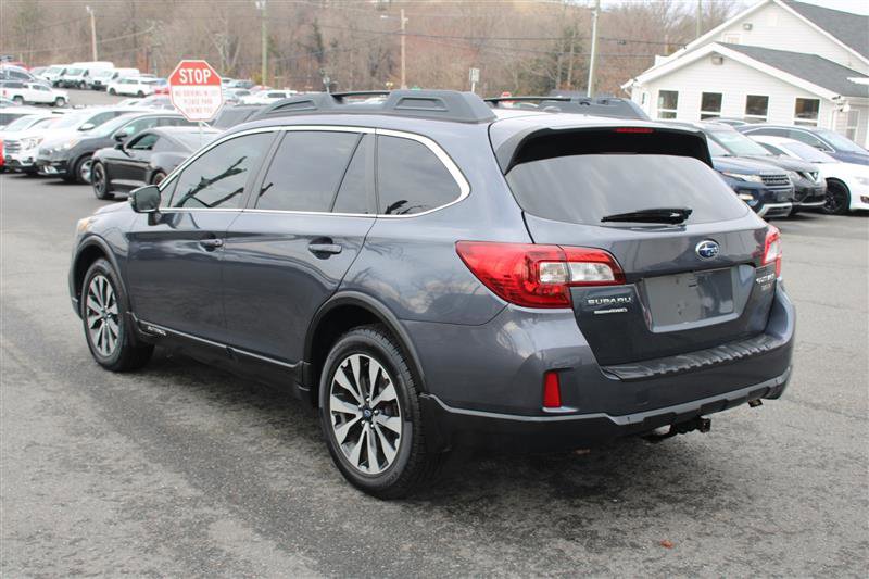 Used 2015 Subaru Outback 3.6R Limited image 6