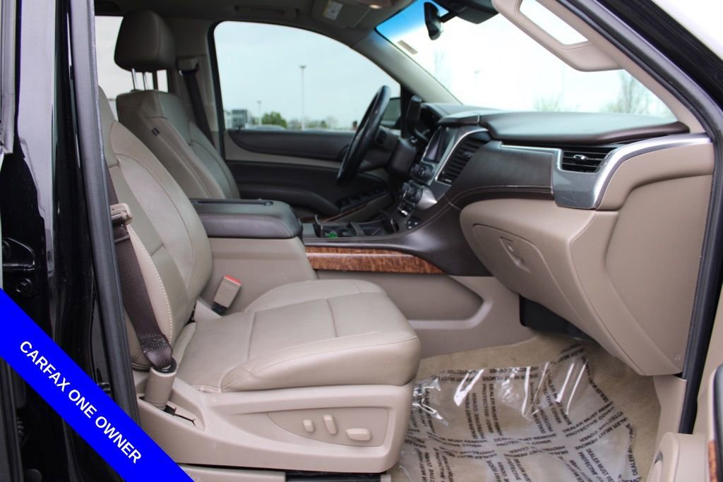 Used 2017 Chevrolet Suburban Premier image 21