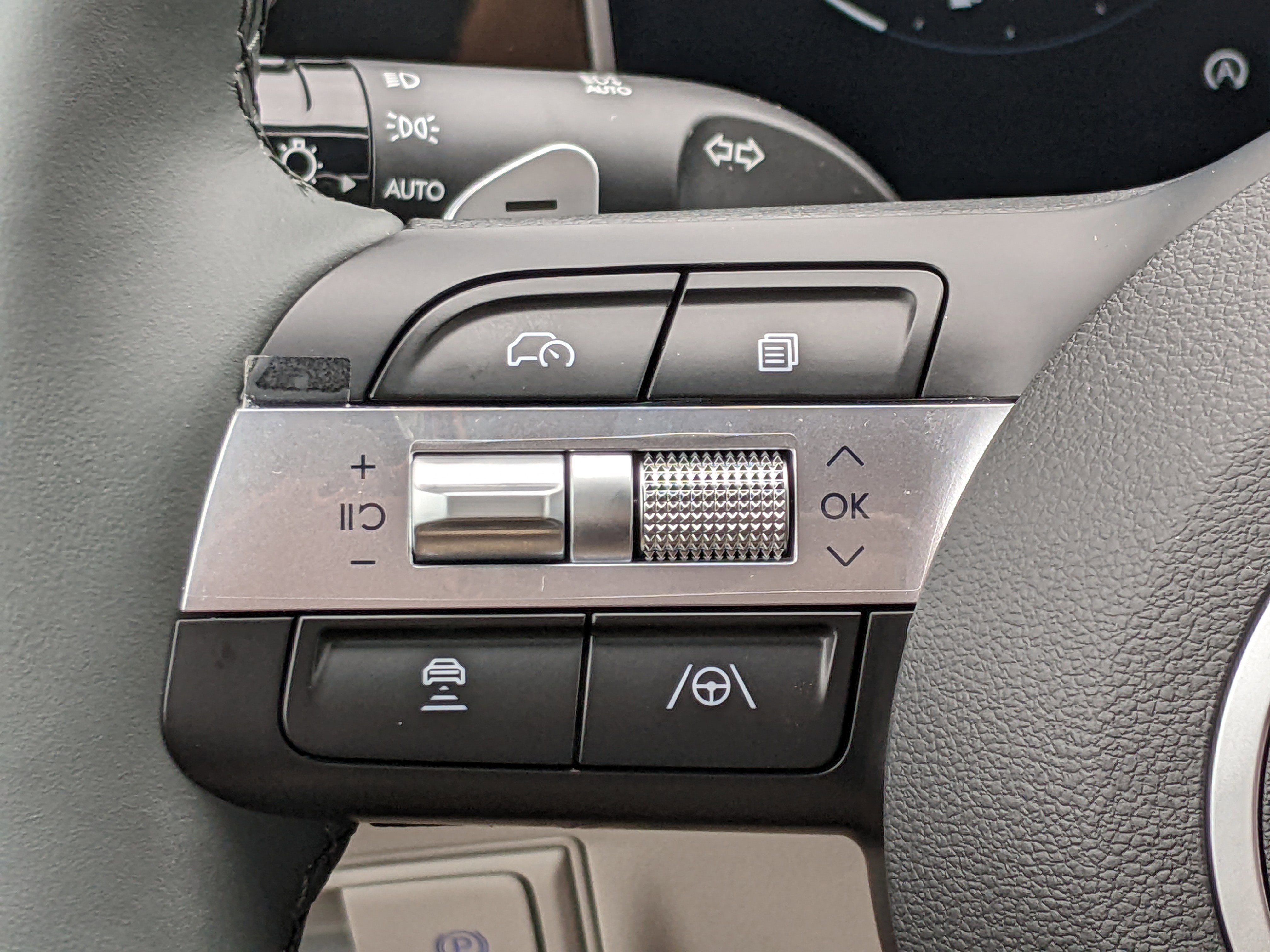 New 2026 Hyundai Tucson Limited image 24