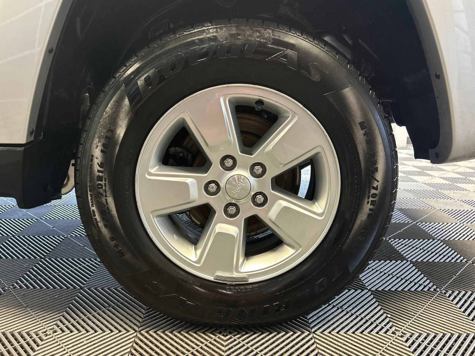 Used 2011 Jeep Liberty Sport w/ Popular Equipment Group AWD/4WD image 8