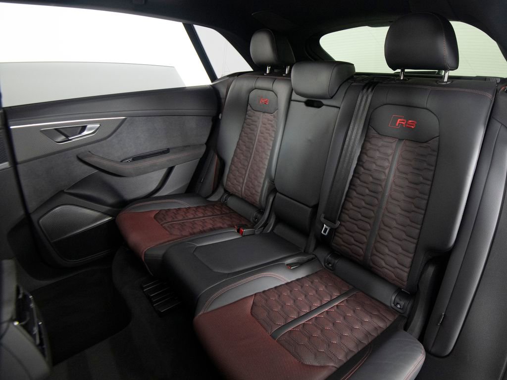 Used 2025 Audi RS Q8 performance image 35