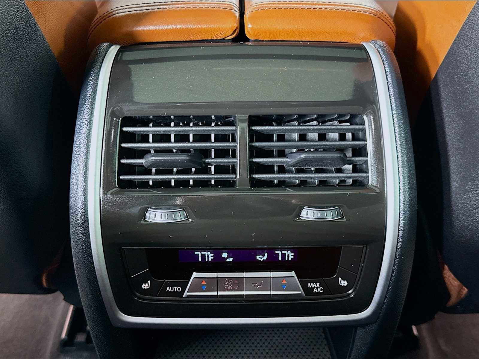 Used 2023 BMW X5 M50i w/ Executive Package image 25