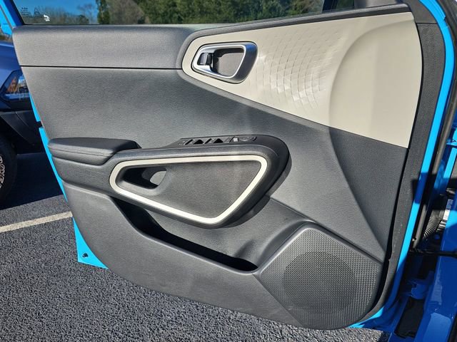 Used 2024 Kia Soul GT-Line image 27