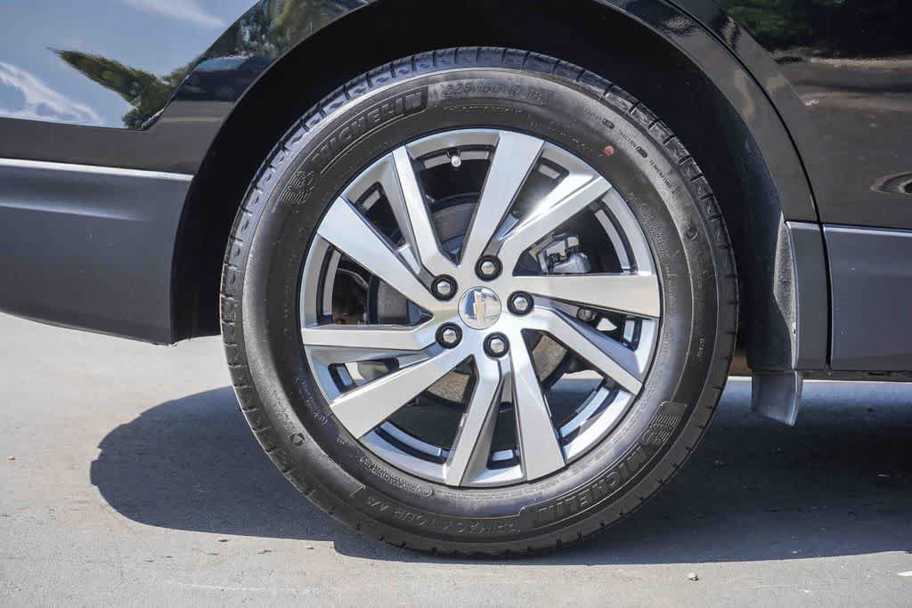 Used 2023 Chevrolet Equinox Premier FWD image 7