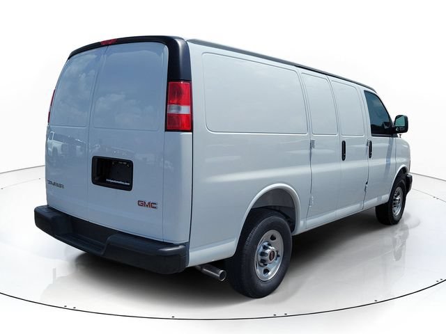 New 2026 GMC Savana 2500 w/ Driver Convenience Package RWD image 3