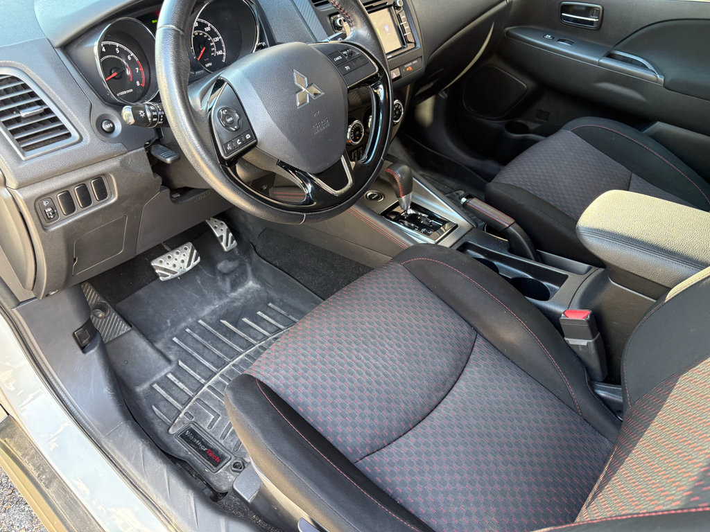 Used 2018 Mitsubishi Outlander Sport LE AWD/4WD image 13