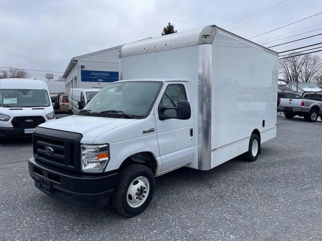 New 2024 Ford E-450 and Econoline 450 Super Duty w/ Driver's Safety Package