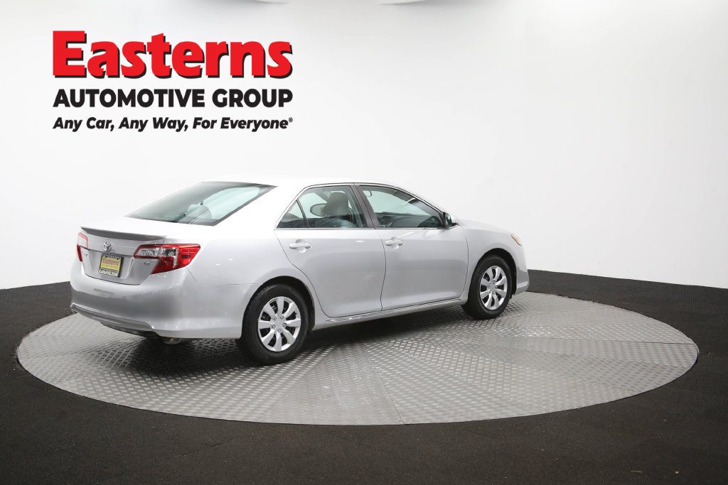 Used 2014 Toyota Camry LE FWD image 42