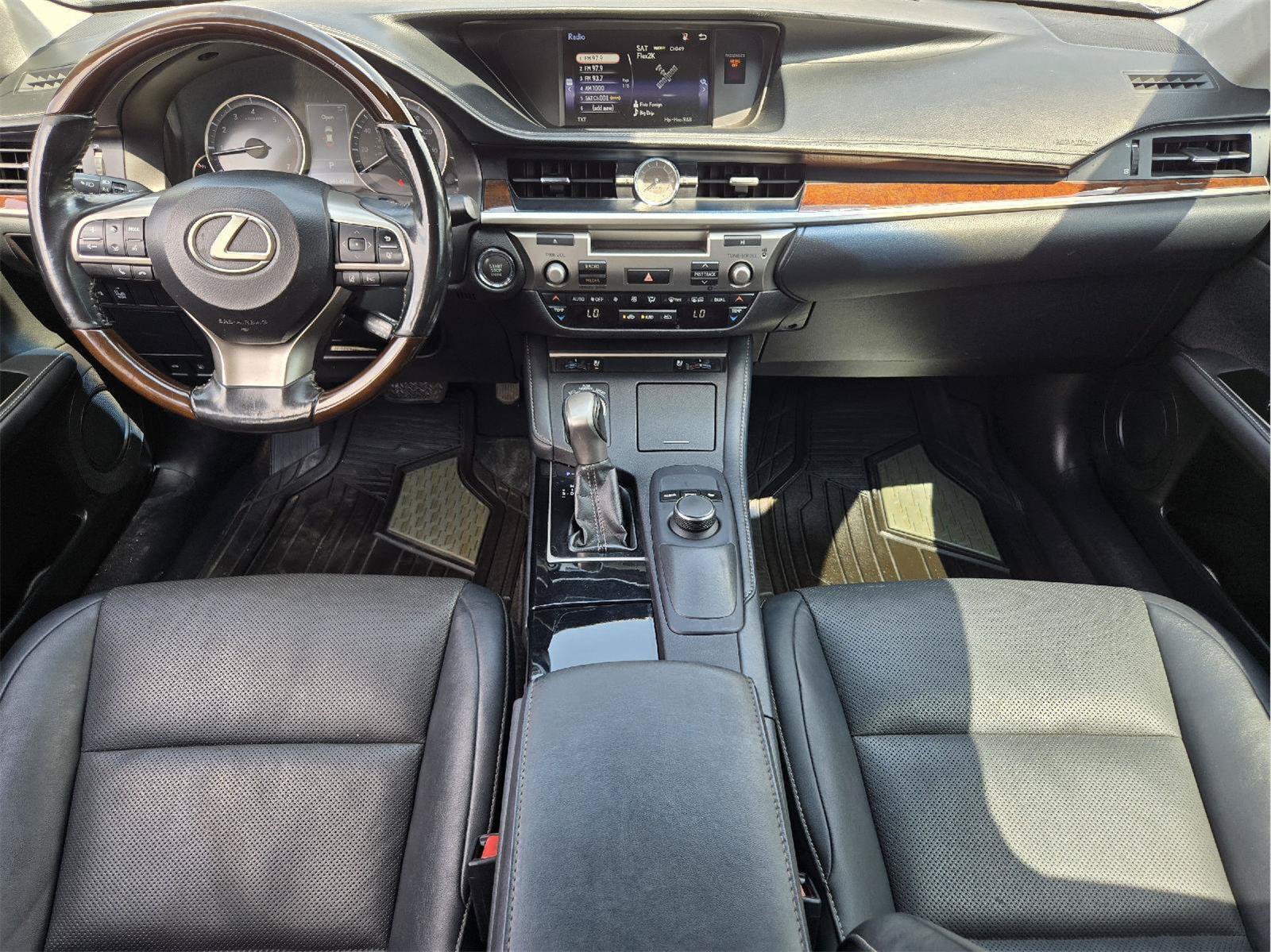 Used 2017 Lexus ES 350 w/ Premium Package FWD image 23