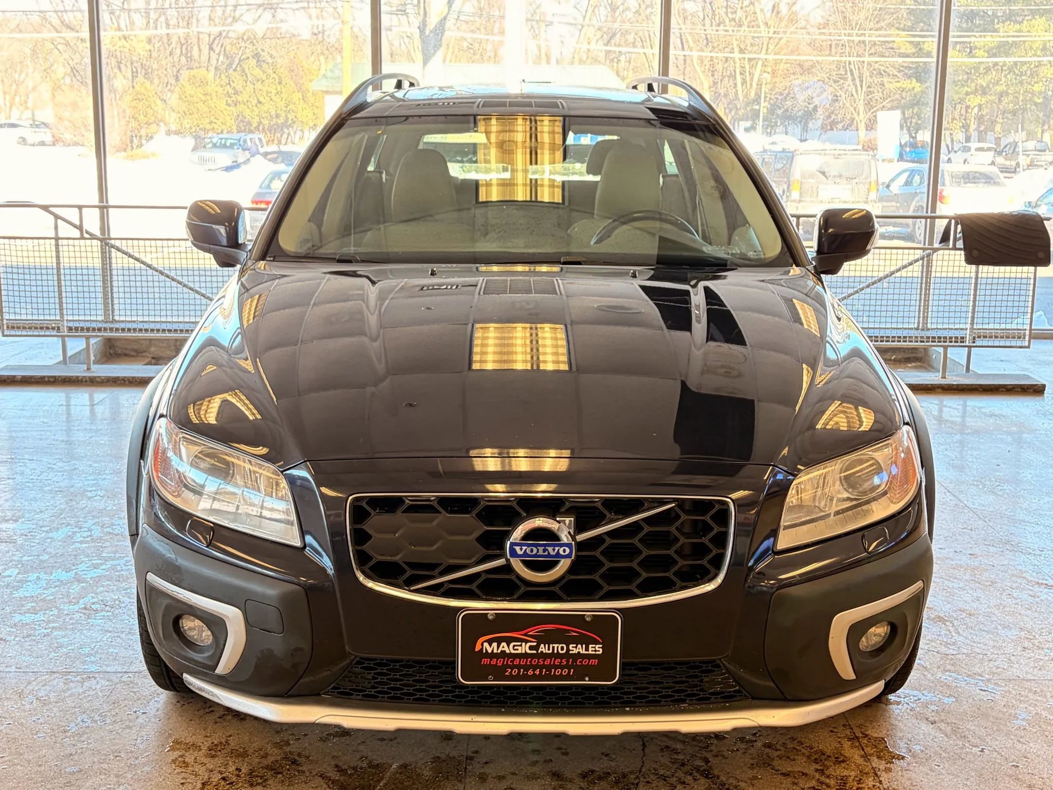 Used 2016 Volvo XC70 T5 Platinum w/ Protection Package AWD/4WD image 48