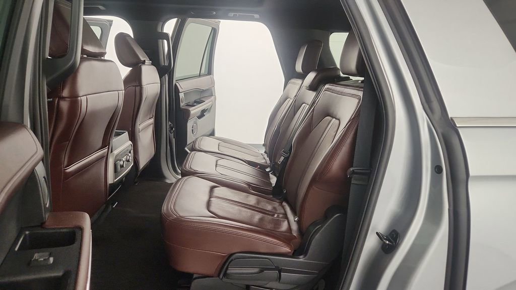 Used 2022 Ford Expedition Max Limited image 36