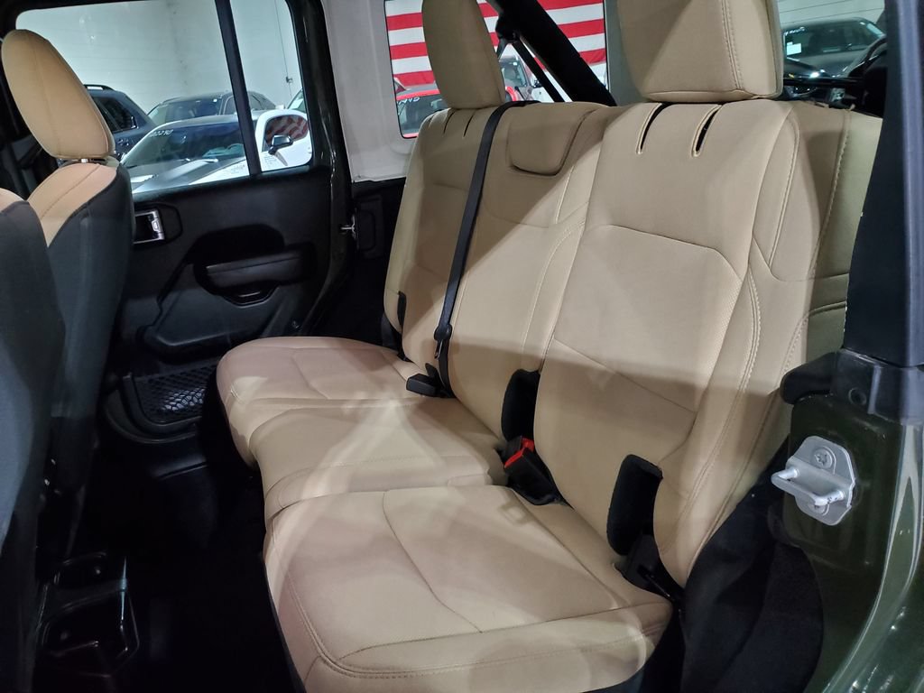 Used 2021 Jeep Wrangler Unlimited Sport AWD/4WD image 30