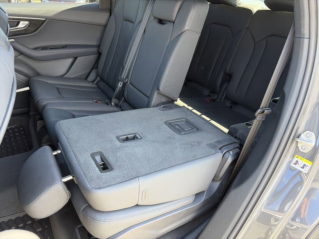 Used 2023 Audi Q7 2.0T Premium Plus w/ Premium Plus Package image 21