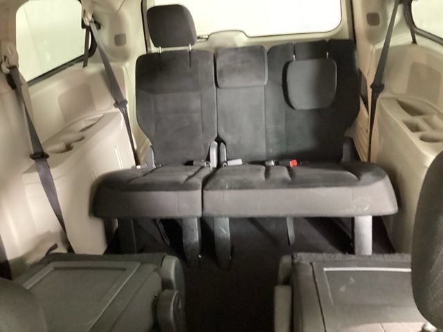 Used 2020 Dodge Grand Caravan SE FWD image 31