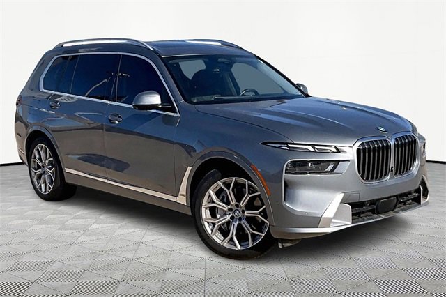 Used 2023 BMW X7 xDrive40i w/ Premium Package image 11