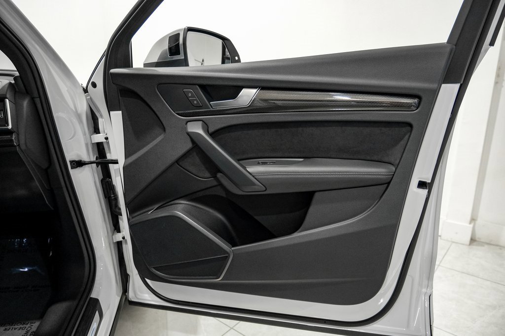 Used 2022 Audi SQ5 Premium Plus w/ Premium Plus Package image 40