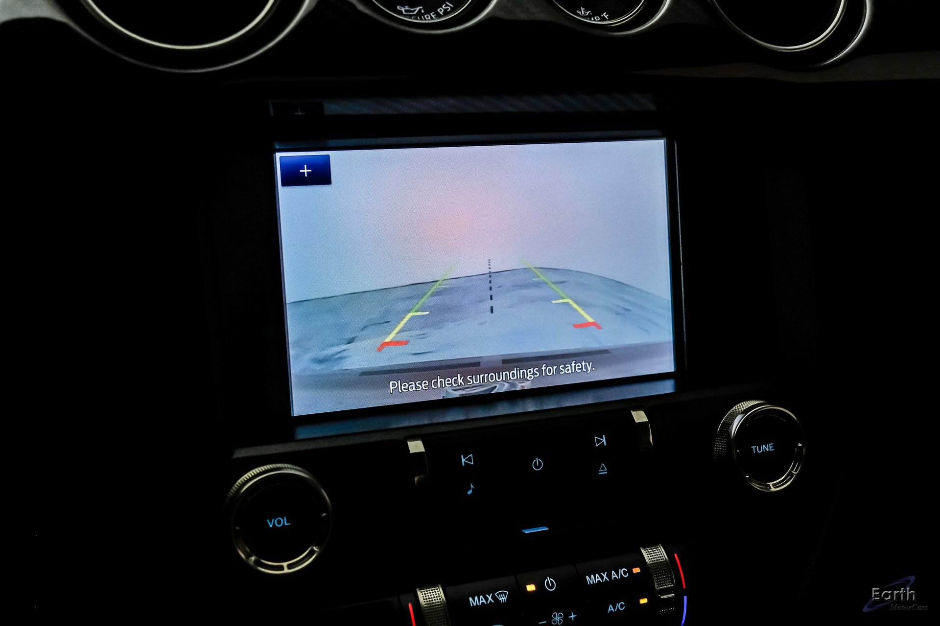 Used 2021 Ford Mustang Shelby GT500 w/ Carbon Fiber Track Pack image 73