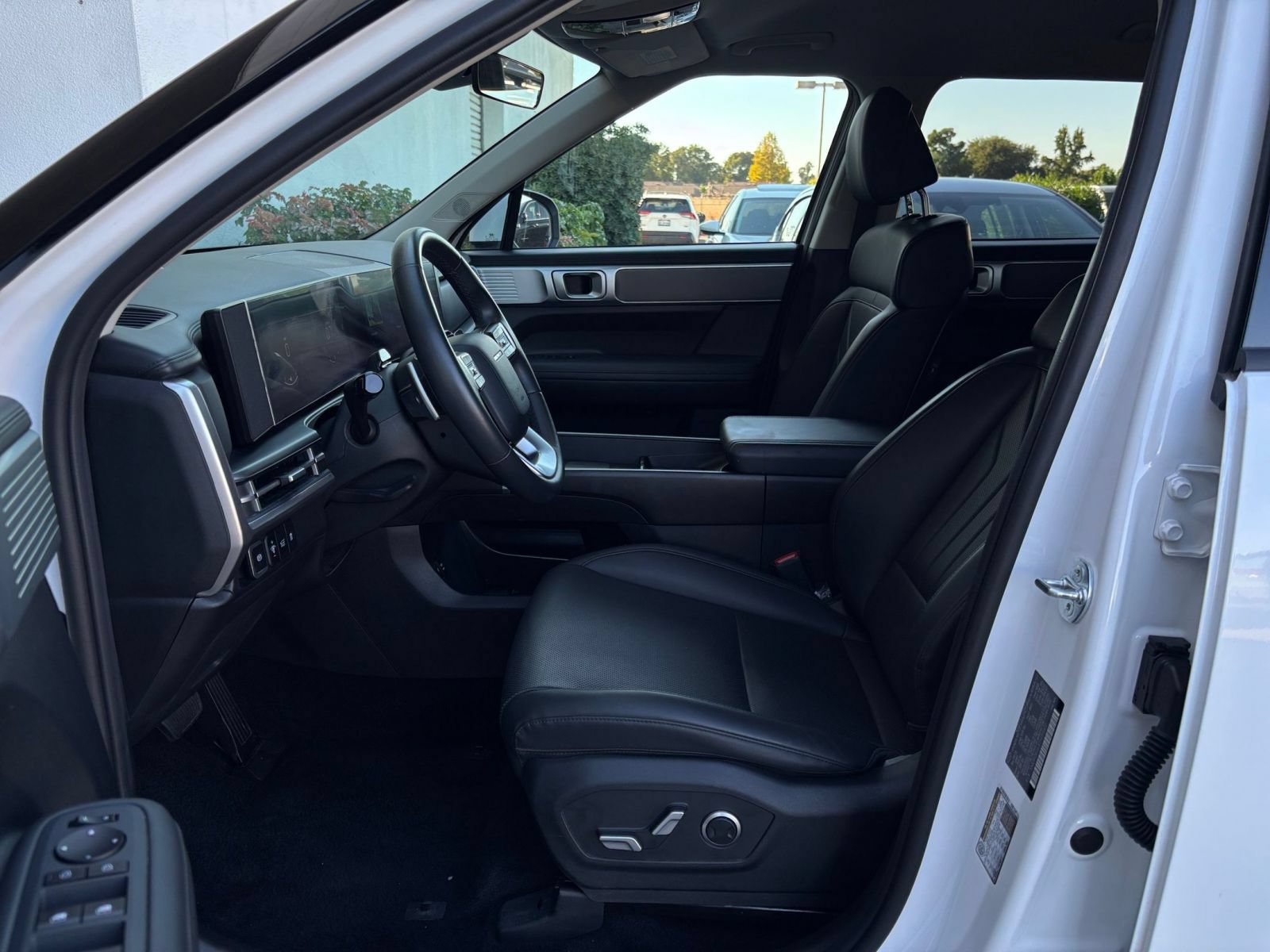 Used 2026 Hyundai Santa Fe SEL FWD image 28