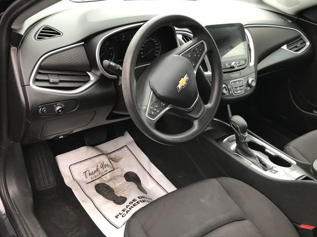 Used 2023 Chevrolet Malibu LT image 4