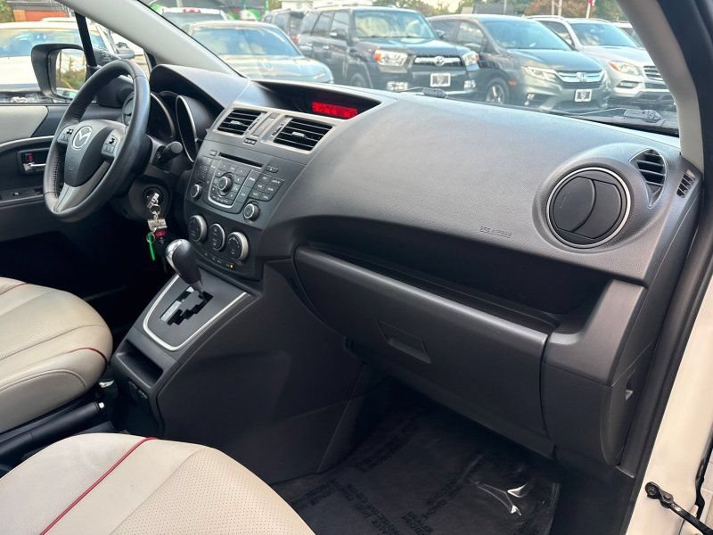 Used 2012 MAZDA MAZDA5 Grand Touring FWD image 16
