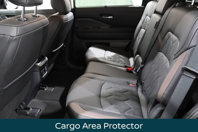New 2026 Nissan Pathfinder Platinum w/ Cargo Package AWD/4WD image 12