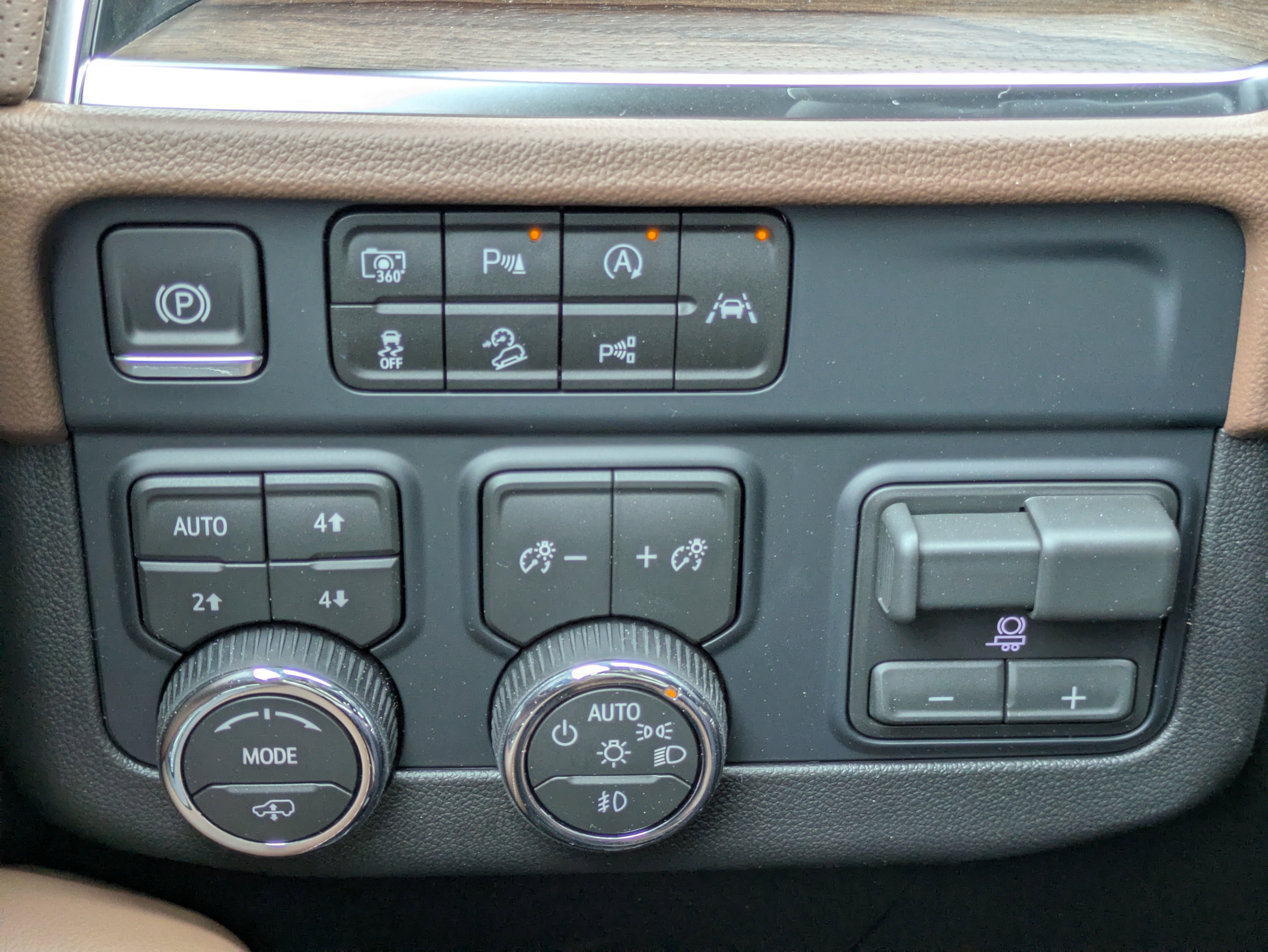 New 2026 Chevrolet Tahoe High Country image 16