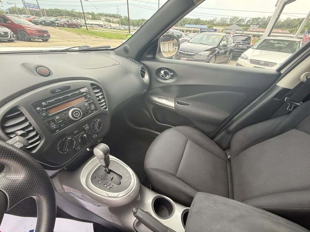 Used 2014 Nissan Juke S w/ Midnight Edition 2.0 image 17