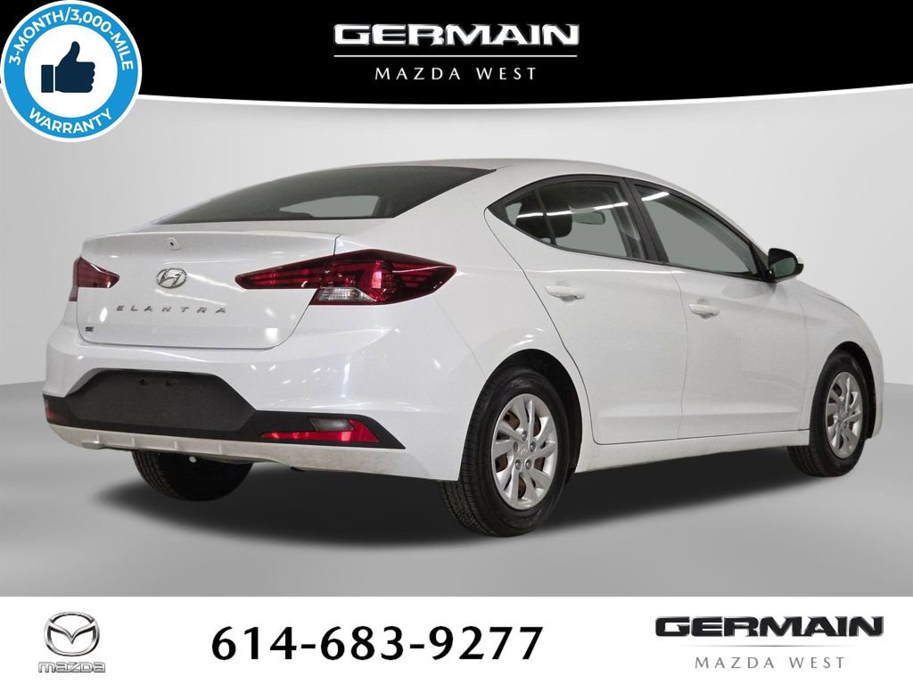 Used 2019 Hyundai Elantra SE w/ Cargo Package FWD image 9