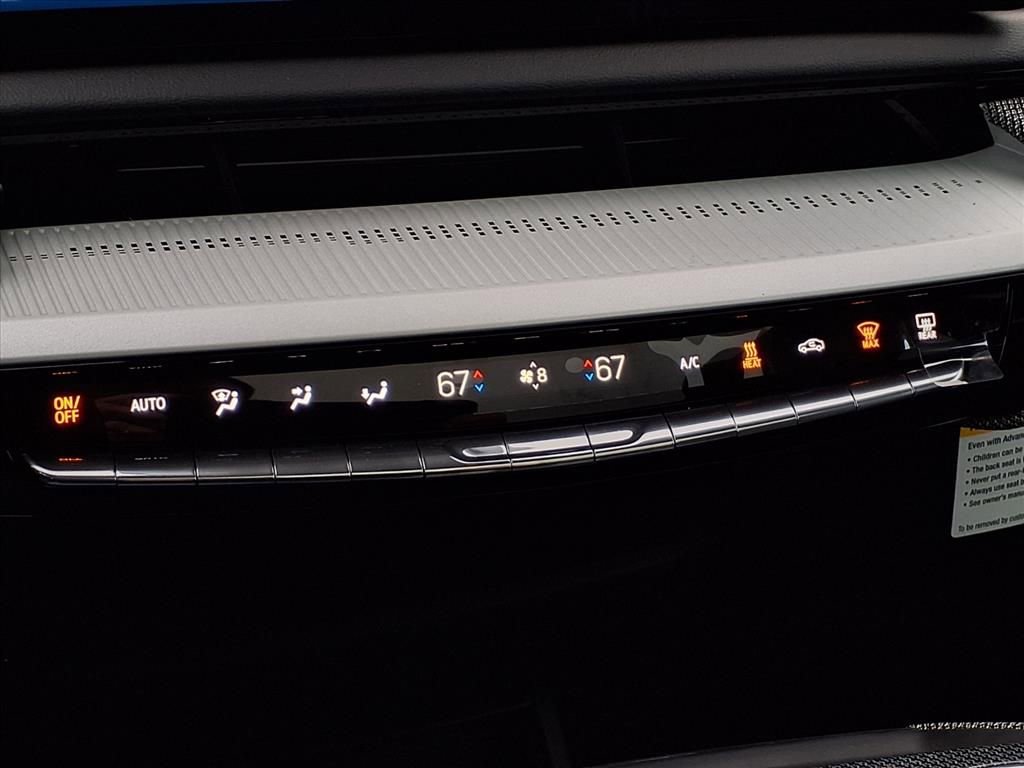 New 2026 Cadillac Optiq Sport 1 image 22