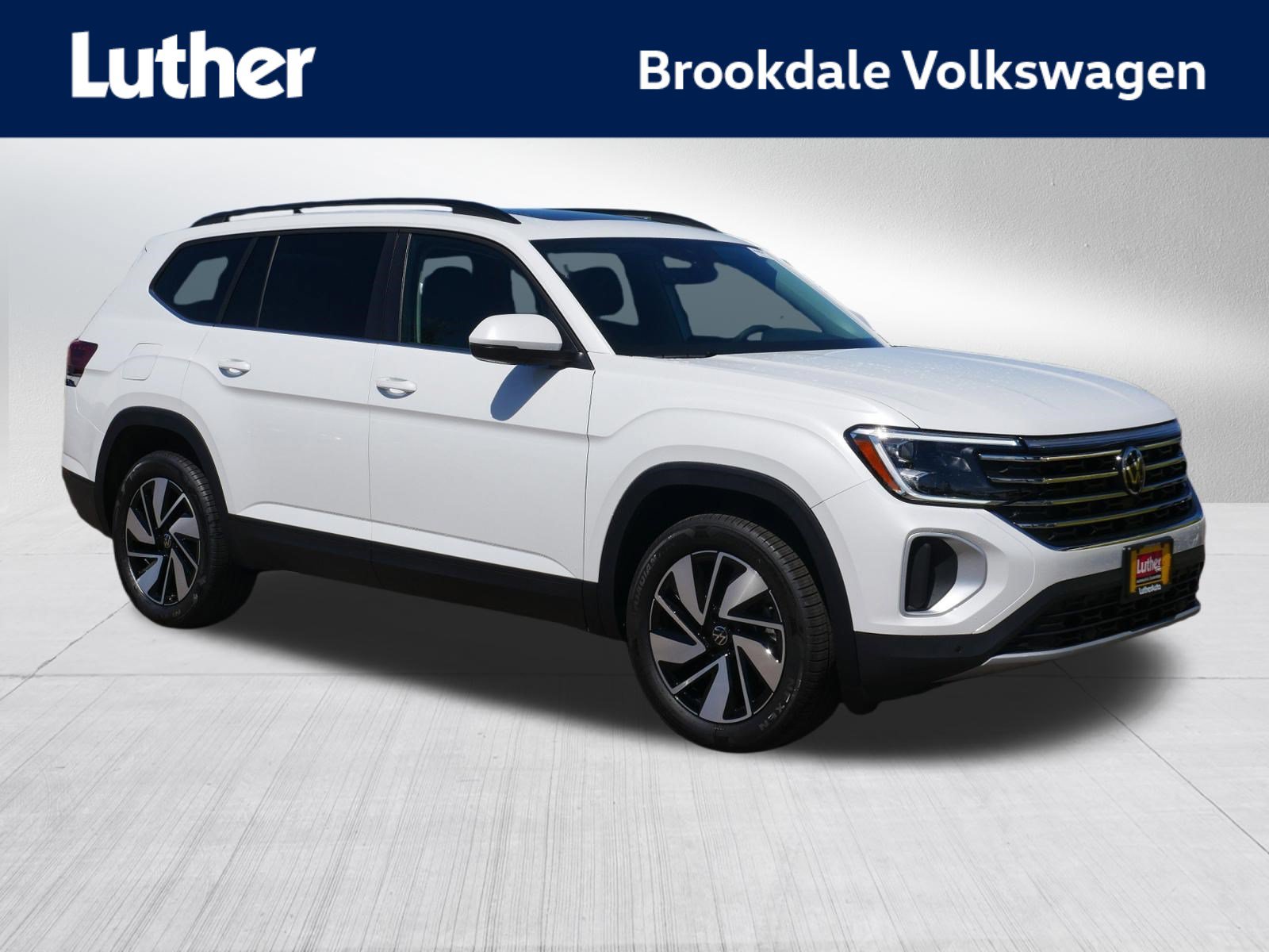 New 2026 Volkswagen Atlas SE AWD/4WD image 1