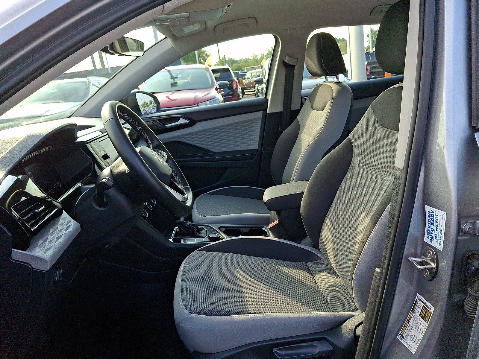 Used 2024 Volkswagen Taos S AWD/4WD image 13