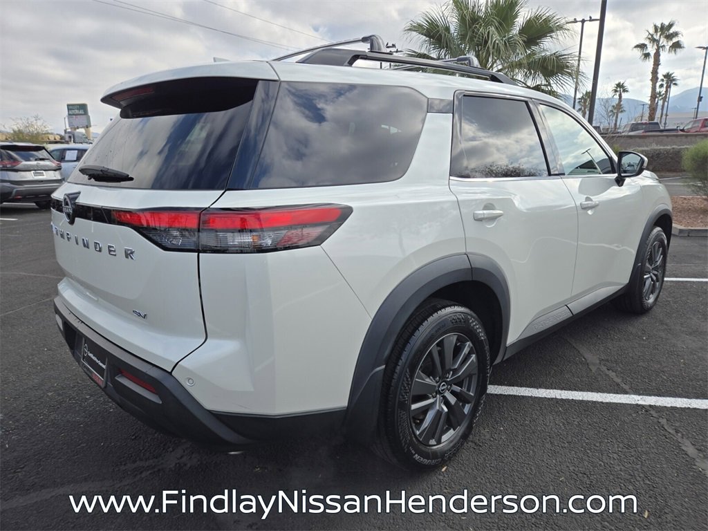 Used 2022 Nissan Pathfinder SV image 6