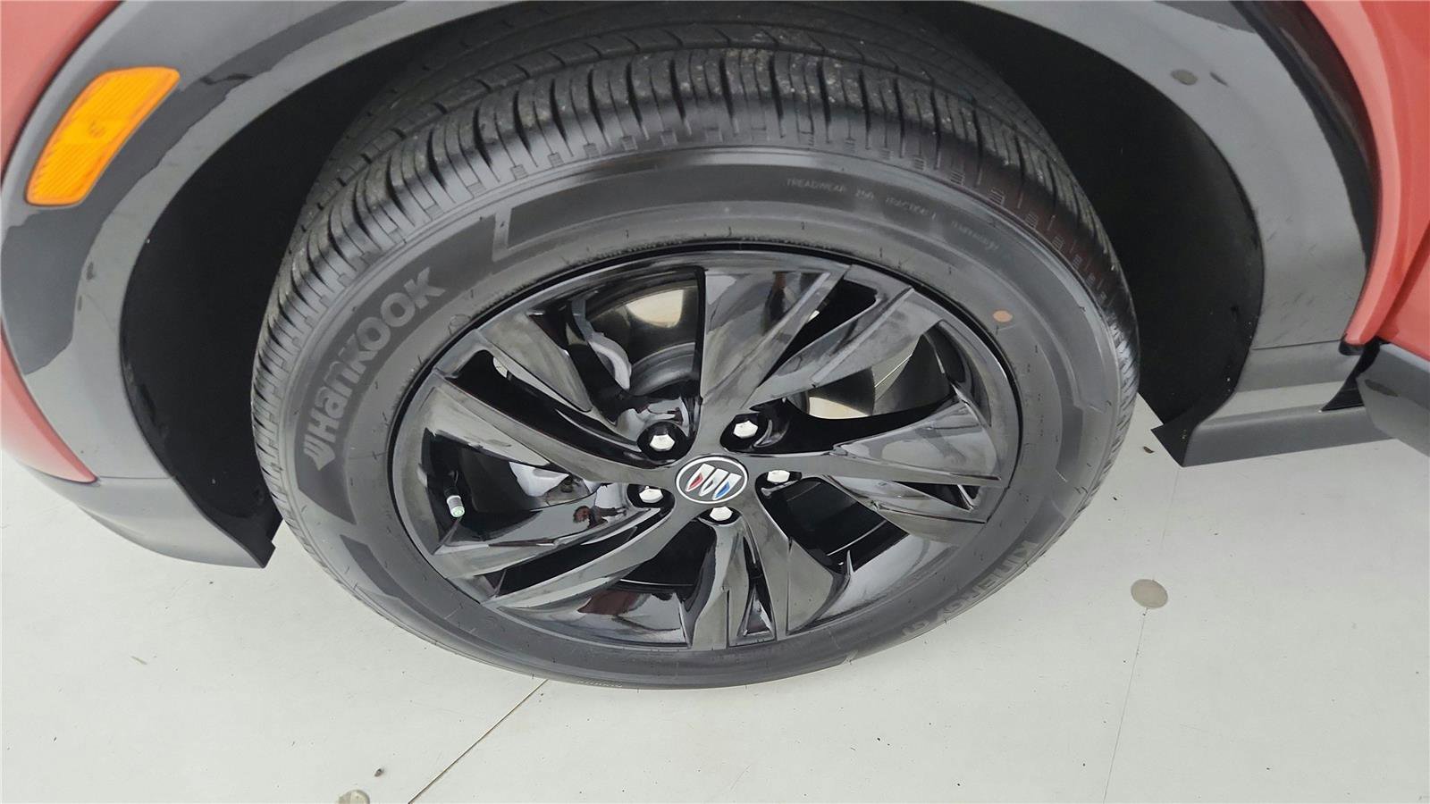 Used 2024 Buick Encore GX Sport Touring w/ Comfort Package image 35