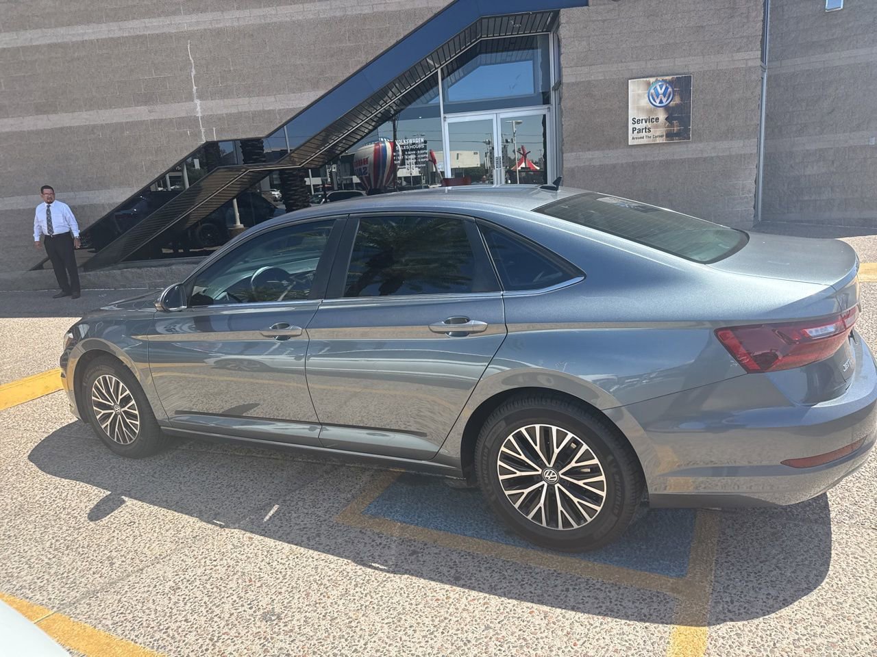 Used 2021 Volkswagen Jetta S w/ Driver Assistance Package FWD image 4