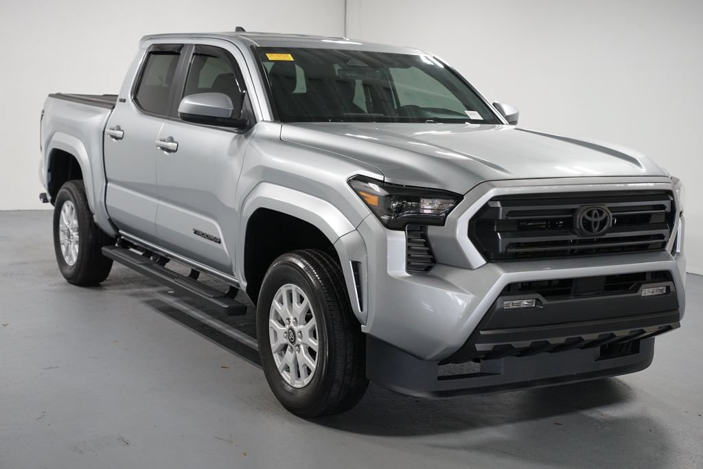 Certified 2025 Toyota Tacoma SR5 RWD image 3