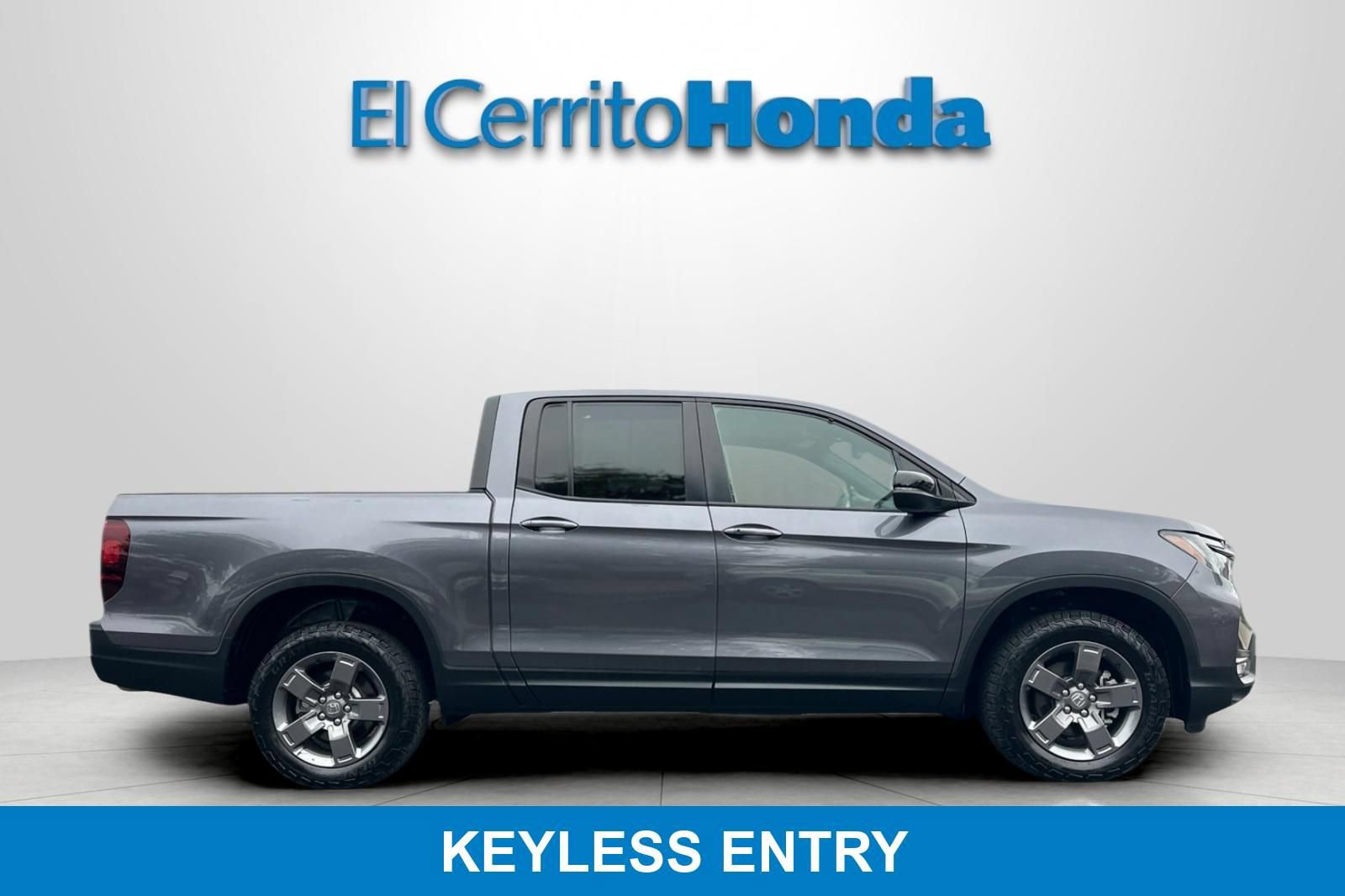 Certified 2025 Honda Ridgeline TrailSport image 2