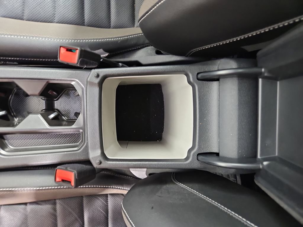 Certified 2022 Volkswagen Taos SEL image 28