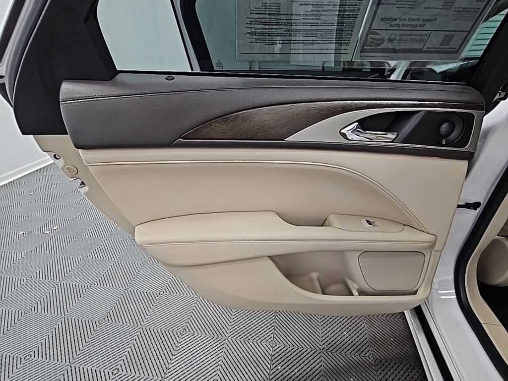 Used 2019 Lincoln MKZ Reserve w/ Reserve Plus Package image 33