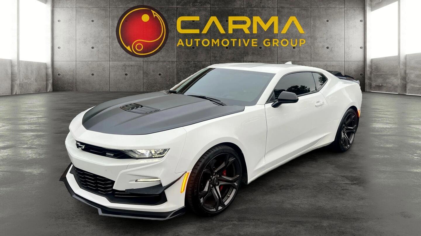 Used 2020 Chevrolet Camaro SS image 1