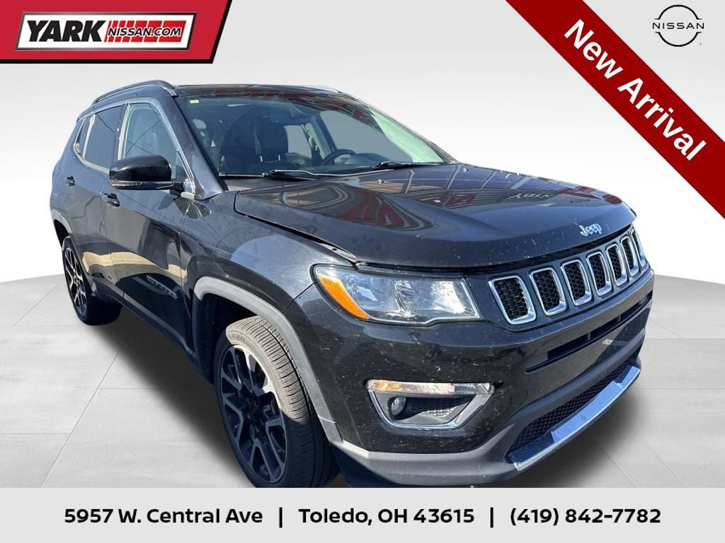 Used 2018 Jeep Compass Limited w/ Navigation Group AWD/4WD image 1