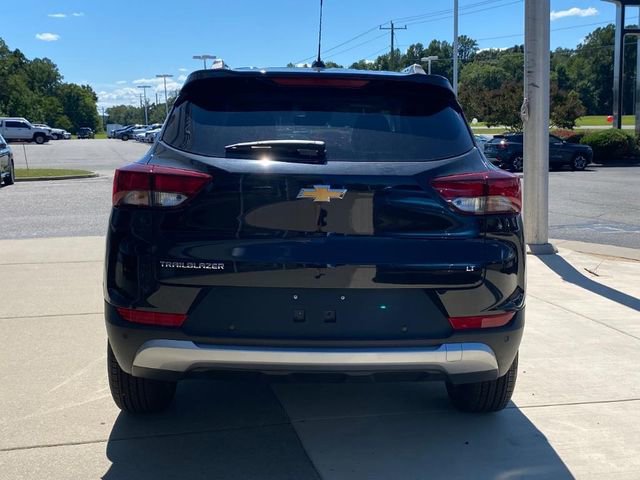 New 2026 Chevrolet TrailBlazer LT w/ Convenience Package image 2