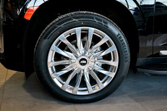 Used 2023 Cadillac Escalade ESV Premium Luxury image 51