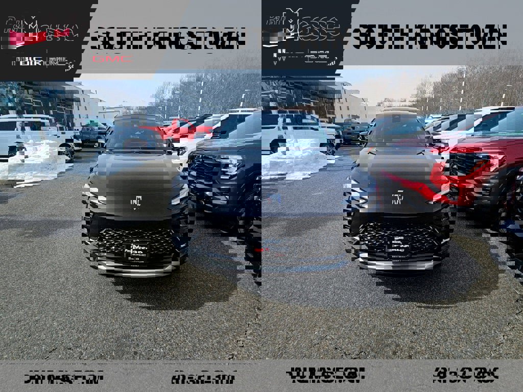 Used 2025 Buick Envista Avenir image 1