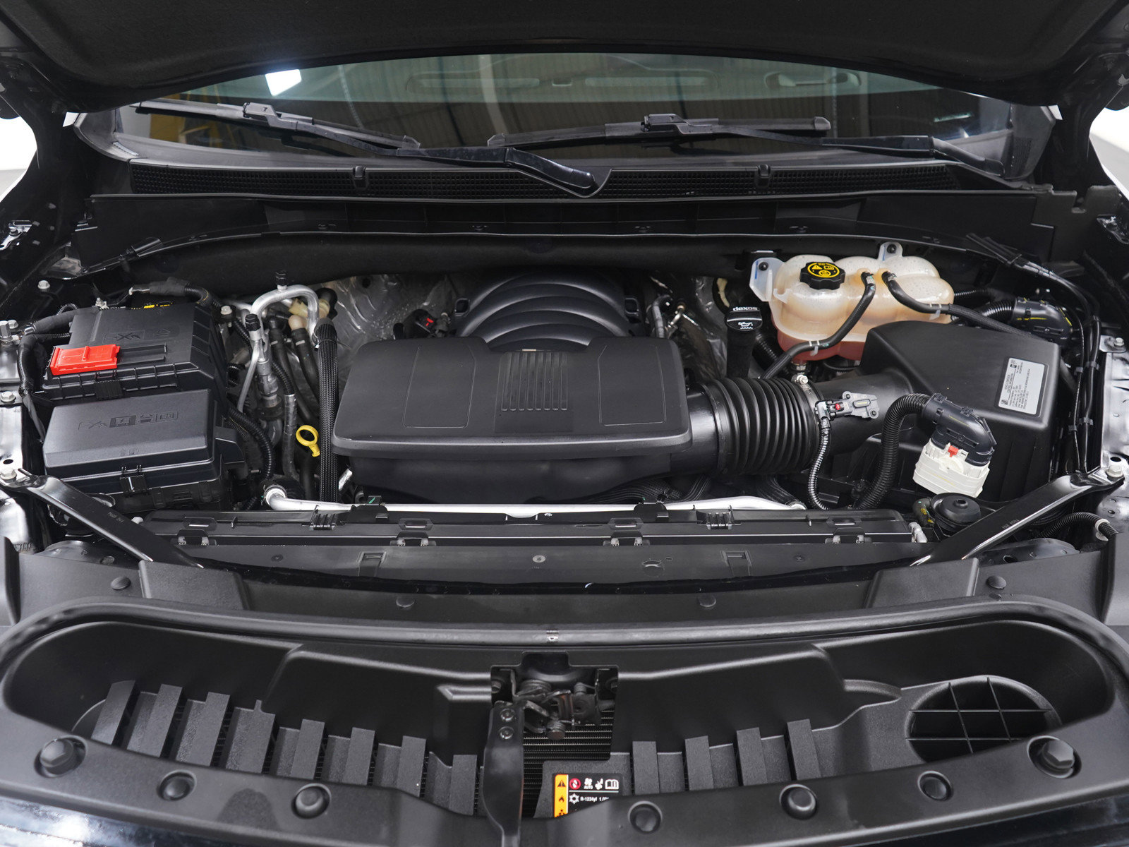 Used 2021 GMC Yukon SLT w/ SLT Premium Package image 35