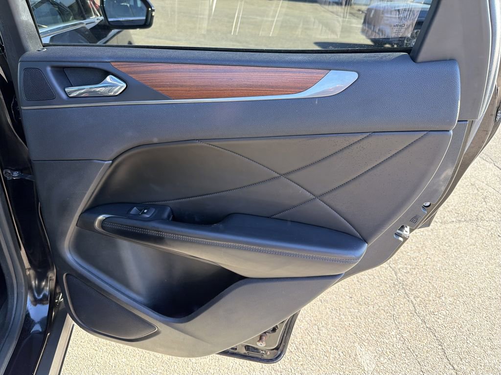 Used 2017 Lincoln MKC Reserve w/ Lincoln MKC Climate Package image 16