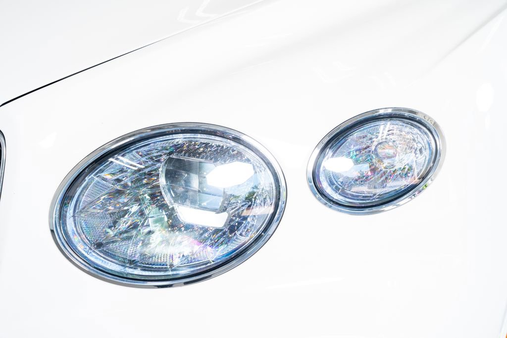Used 2021 Bentley Bentayga Speed image 22