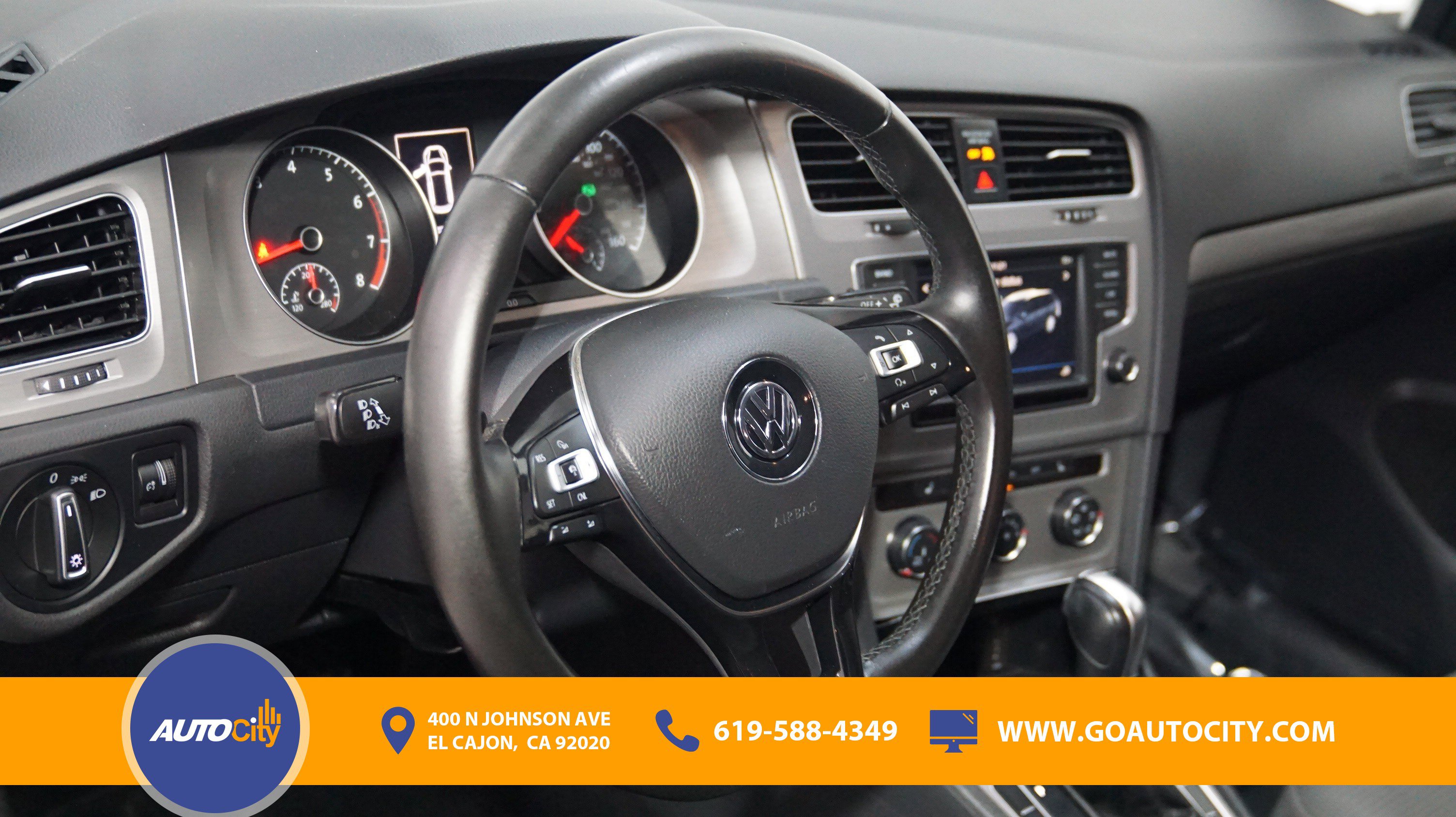 Used 2017 Volkswagen Golf S AWD/4WD image 17