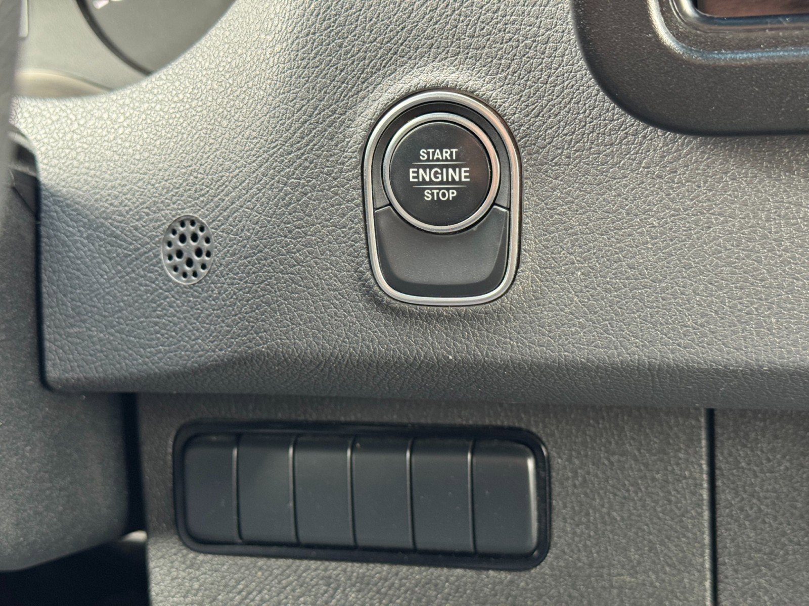 Used 2020 Mercedes-Benz Sprinter 3500 w/ Windows All Around Package image 22