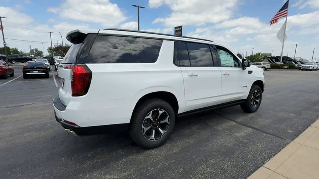 New 2026 GMC Yukon XL AT4 w/ AT4 Premium Plus Package AWD/4WD image 8