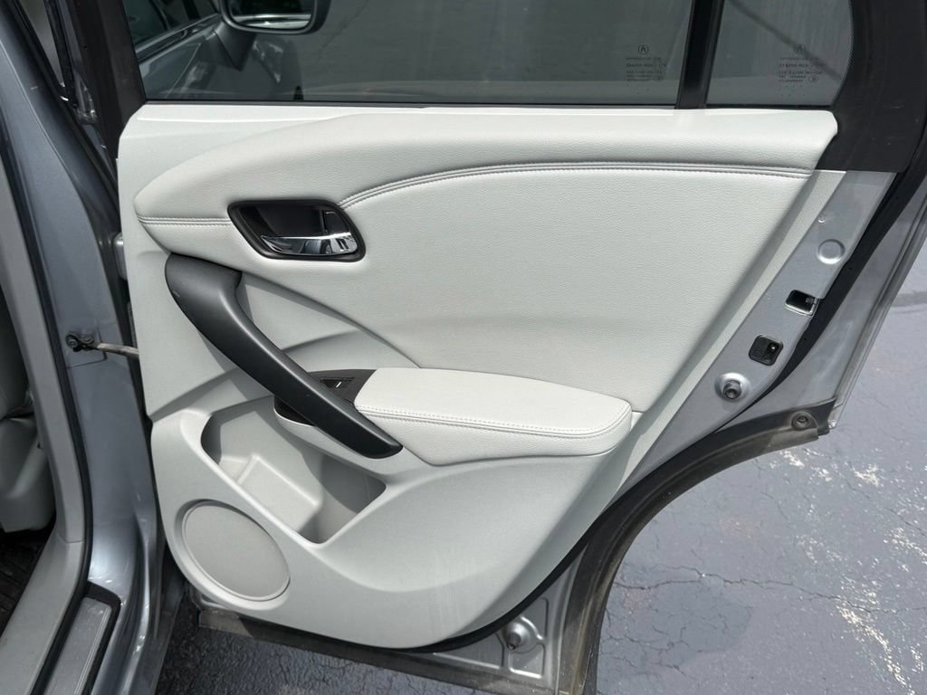 Used 2018 Acura RDX AWD image 19